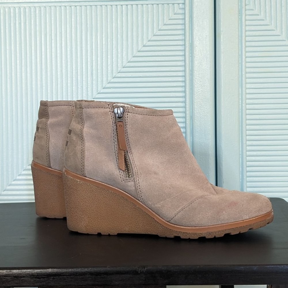 Toms Grey Wedge Zip Bootie Sz 7